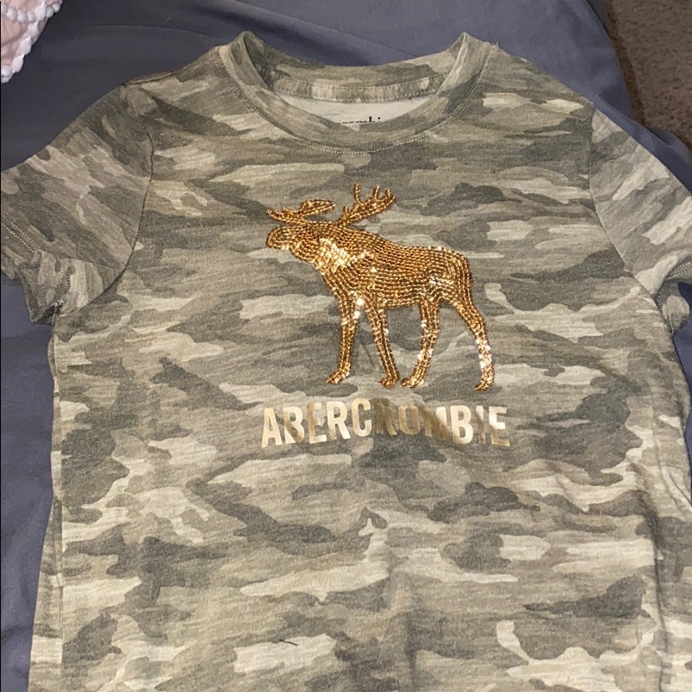 Girls Abercrombie short sleeve shirt size 7/8